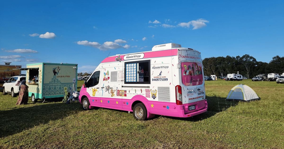 Sprinkle Love On Your Wedding with Ice Cream!